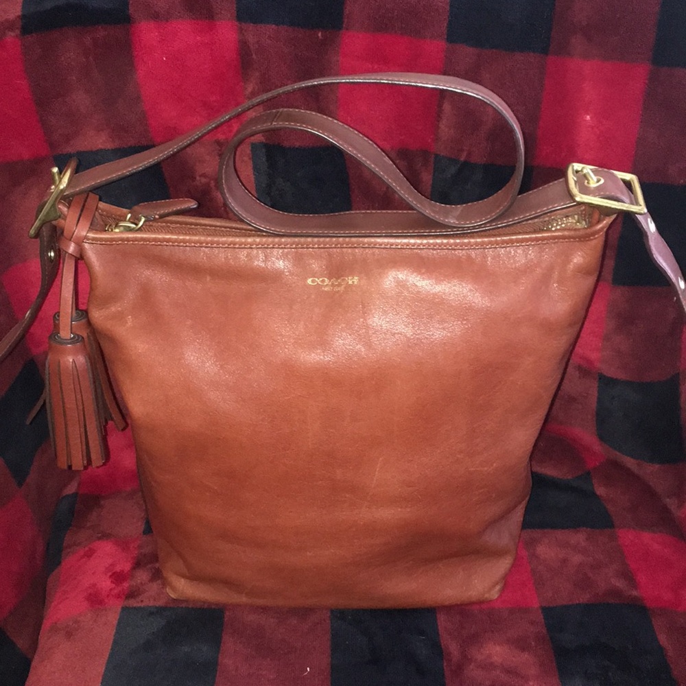 COACH BUCKET BAG